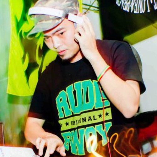 SIT BACK AND RELAX pt.2 (บางแสน Riddim)