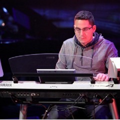 TYROS 5 MEDLEY VIENNA WALTZ  PETRY GILLES