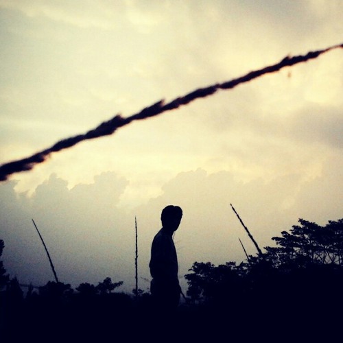 Stream Aku Melihat Endap Wajahmu Dalam Redup Sinar Bulan Sound Cover Hammock Another Day At Di Bawah Daun Dan Di Atas Rumput Jatinangor By Danny31armando Listen Online For Free On Soundcloud