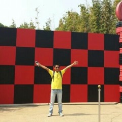 ​ေစာင္​့​ေနတဲ့ခ်စ္​သူမ်ား..