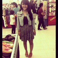 Terjebak nostalgia at Titit's home