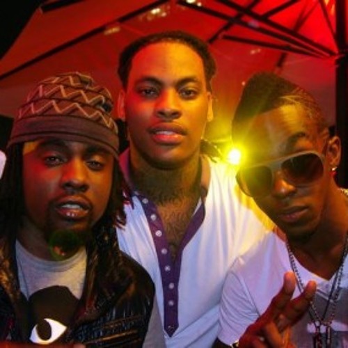 ROSCOE DASH – WHASSUP (FEAT. WAKA FLOCKA FLAME)