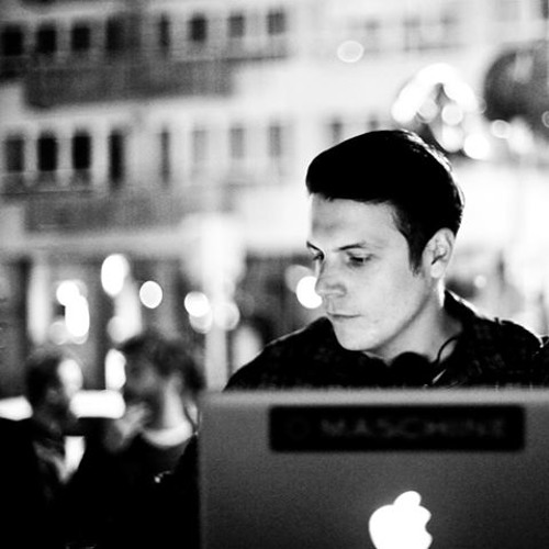 Overdrive New Year's Mix 2014 by Daniel Agema
