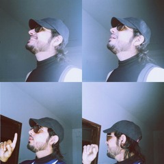 #شعر رومنسي -عيني بعينك مبحرات