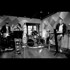 MrHappy (Live Red Bull sessions)