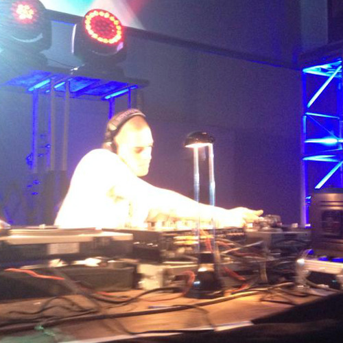 Bisturi Hzd @ Mix - Close Your Eyes - 02.01.2014