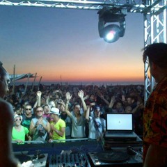 NEGRU @STUDIO MARTIN present SETH TROXLER & NEGRU / 28-12-2013