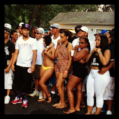 Show Me Love Feat. Bambino Grizzly(Prod. By Ton Leakz)