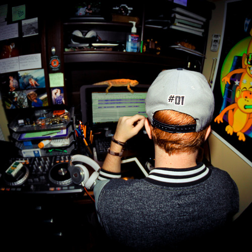 "Make a Memory (feat. Robin Williams)" -Jay DVS