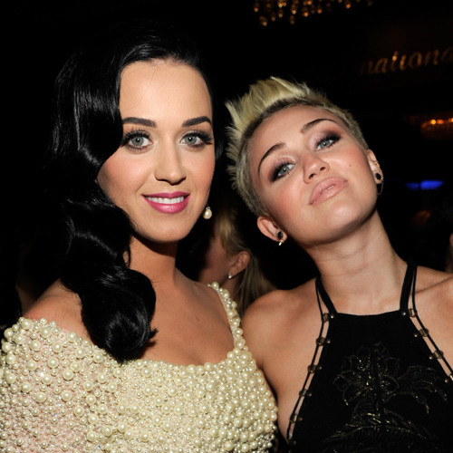 23 Dark Horses Miley vs. Katy Perry + Juicy J