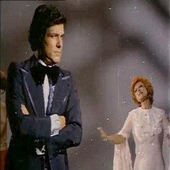 Neşe Karaböcek - Kırk Yıllık Dost Gibiyiz