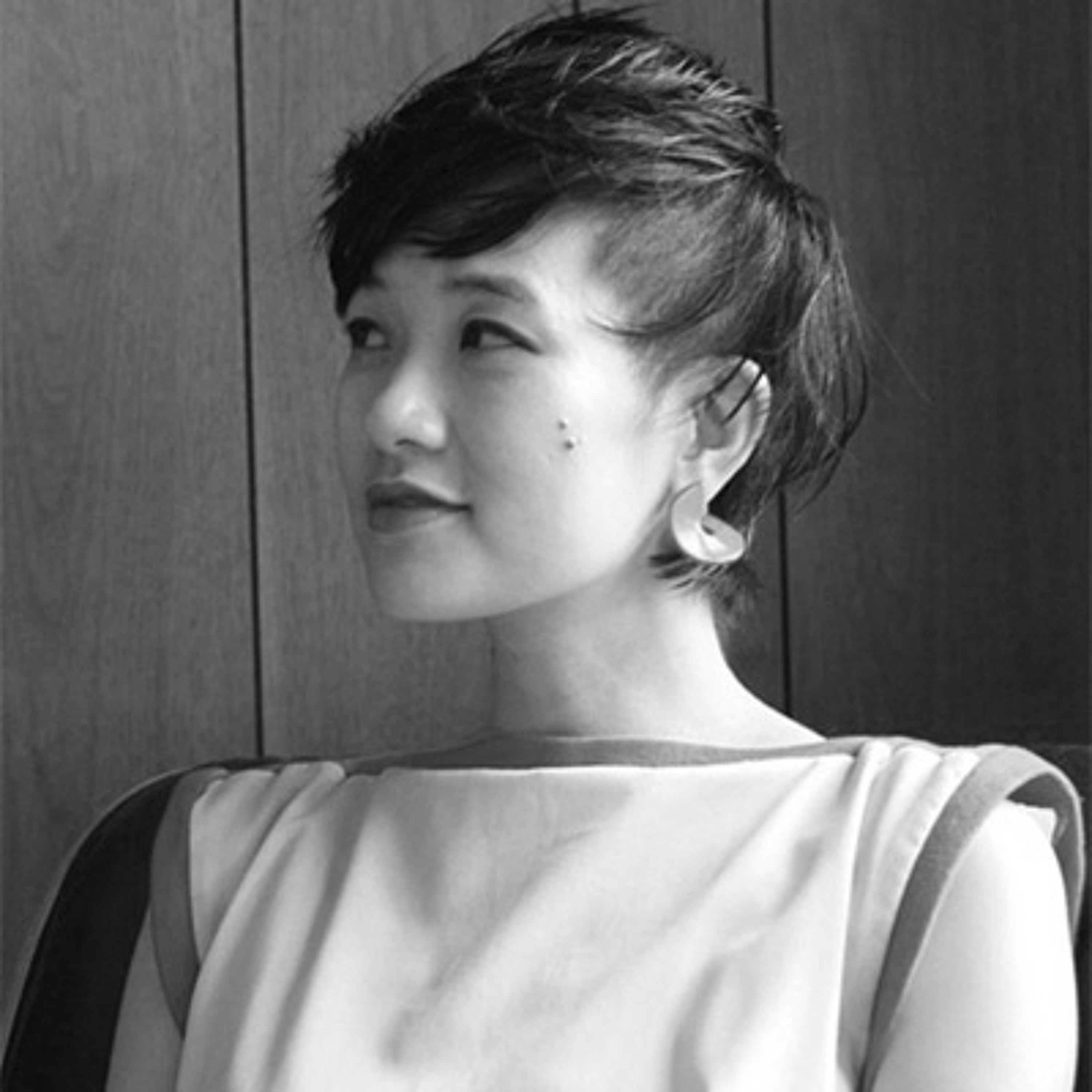 MIMI THI NGUYEN /// Epidermalization of the Public Body: Clothing and Politics episode artwork