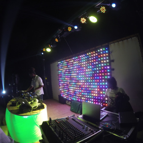 New Year 2014 Live Set Prt2 @ Six Senses Laamu