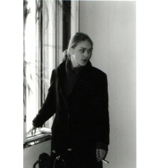 Voi kiljuvan kukon kaulaa