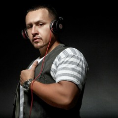 DJ LS - MASHUP MIX - NYE - SIRIUSXM ch. 152 - EN VIVO - GO HARD OR GO HOME