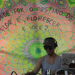 Vazik @ Universo Paralello - Special Downtempo Set - 3 Jan 2014, Brazil