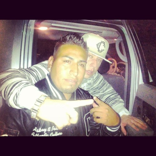 (Cosculluela)-   R.I.P Tempo & Arcangel Y Farruko