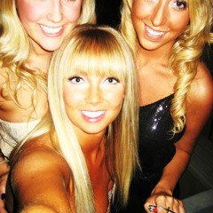 Shooting stars all around her, fire, cometsss.