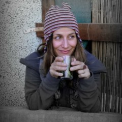 Cracks, Saar Liven with Eric Apoe and THEY