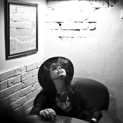 A psi brešú na poliach