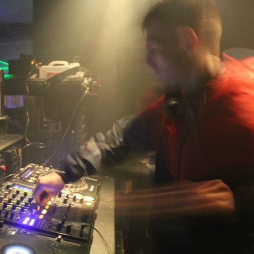 System F - Exhale (Dee C 2010 Remix) FREE DOWNLOAD