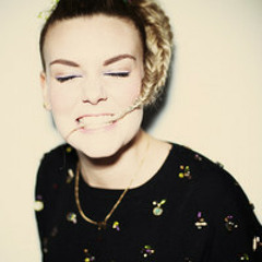 Py - Polyethers (Jimmy Edgar Remix)  BBC Radio 1 Pete Tong Rip 12.07.13