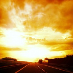 Guest mix for Wobble My Sunday Radio Show (03-11-2013)