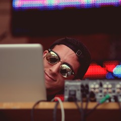 Shlohmo Bass Set In The Mixmag Lab