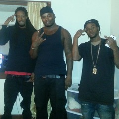 Looneybenz ft. Yung Riley & Lil Zoe at Off Edgewood