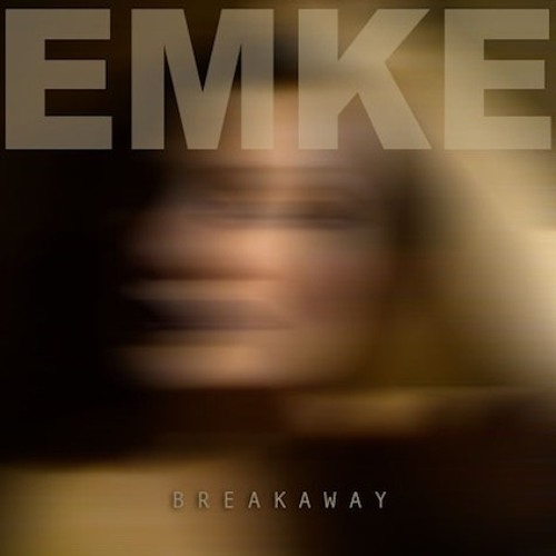 Emke - Éloge