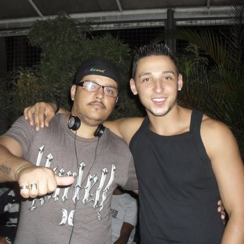 LANÇAMENTO 2014 MC Smith - Coracao de Ouro (DJs Dennis e pett )