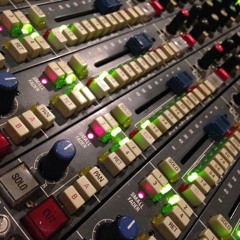 Sweet Spot - Soho Riots LIVE @ The Cavern