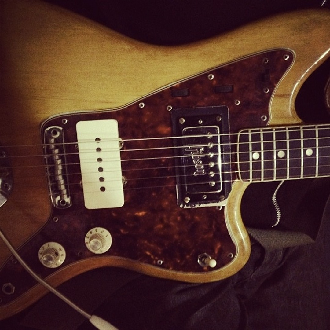 【とんかつ】Fender Jazzmaster w/ ‘65 pickup Amazon.com: Fender Pure Vintage '65 Jazzmaster Pickup Set