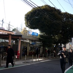 01-Outside sangubashi station