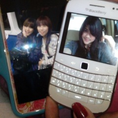 Recording by phone with @cherlychibi & @rebeccaquento