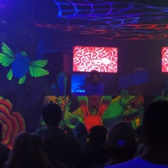 <:: T r y o n ::> ::: Playlist :::