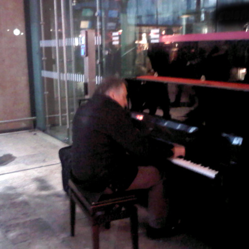 Le pianiste de la gare Saint-Charles (13)