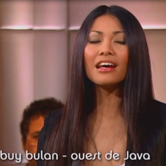 Anggun C Sasmi Sing Bubuy Bulan Live