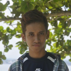 Grenade (Cover)