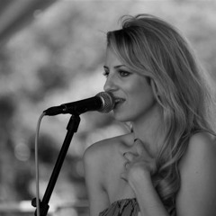 GOTTA GET THRU THIS- live & unplugged