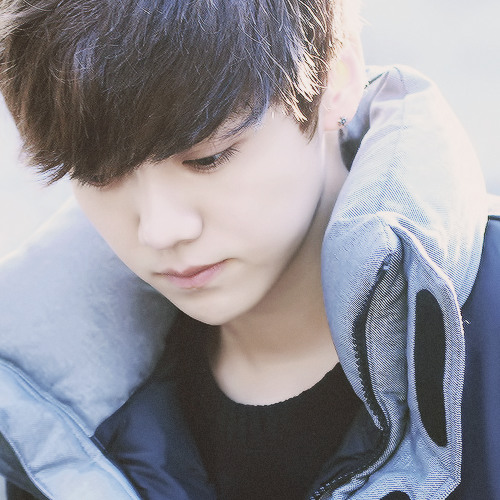 EXO's showtime ep 9 - Luhan singing cut (Like rain, like music)