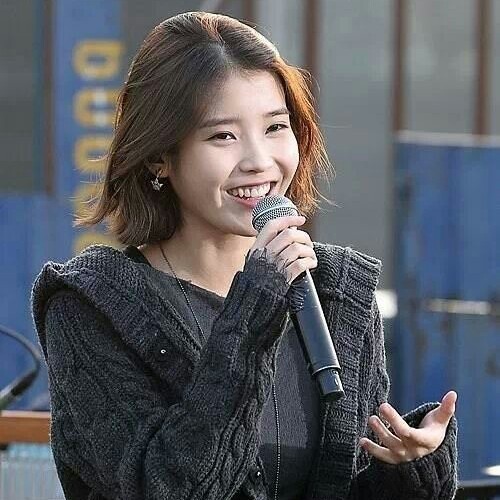 Stream IU - Good day( Acoustic ver.) at Picnic Live by ayethant | Listen  online for free on SoundCloud