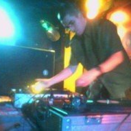 Funky Tribal/Tech-House occasioning on Deep Techno