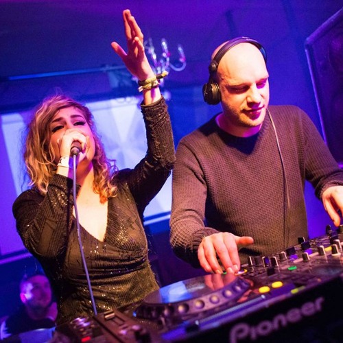 01 - La Boum De Luxe - 05 - Phil Tangent guest mix for Camo & Krooked ft. Hannah Eve (24-01-2014)