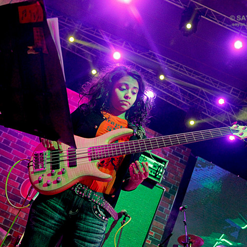 Stream Mohini's Fretless Bass Solo,Textures and Tiny Funk Grooves On  "Flipkart.com" Song! by Mohini Dey | Listen online for free on SoundCloud