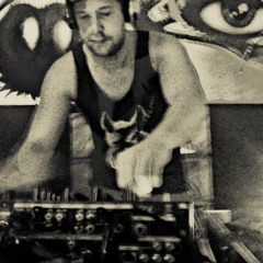 Nixxon @ W…….rave 25-01