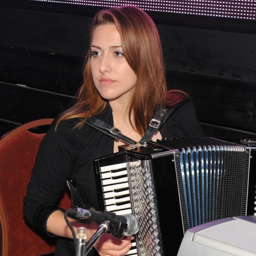 Lisa.H.P - Magheri Maghe