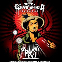 El Gran Silencio--MANDAME UN EMOTICON en vivo en San Vicente.