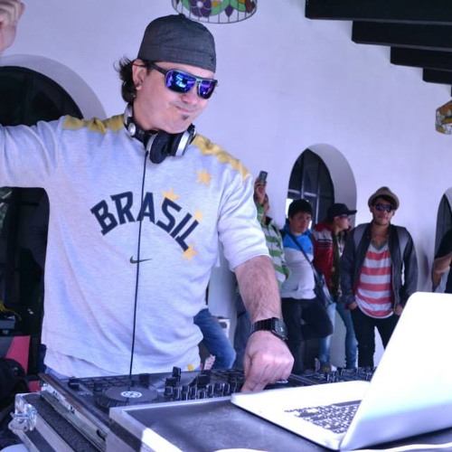 Broken Box - Mash Up 2014