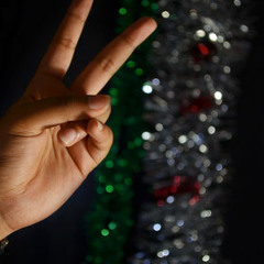 أصابع نصر..